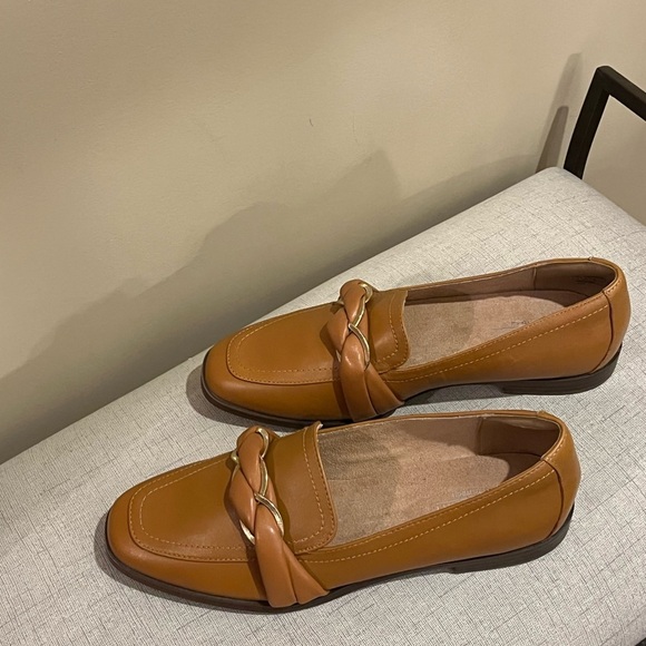 Rockport Trutech Susana Woven Chain Slip-On Loafers in British Tan & Gold, 8 - Picture 5 of 7